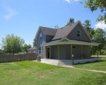 1021 Grand